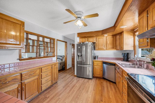 4 Paul Avenue, Derry, NH 03038