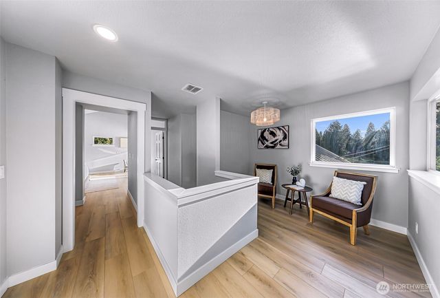 31259 E Lake Morton Drive SE, Kent, WA 98042