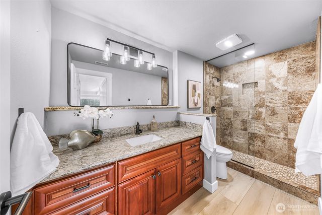 31259 E Lake Morton Drive SE, Kent, WA 98042