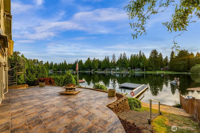 31259 E Lake Morton Drive SE, Kent, WA 98042