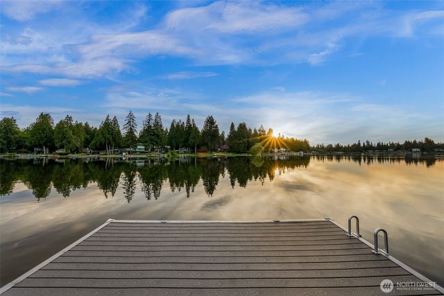 31259 E Lake Morton Drive SE, Kent, WA 98042