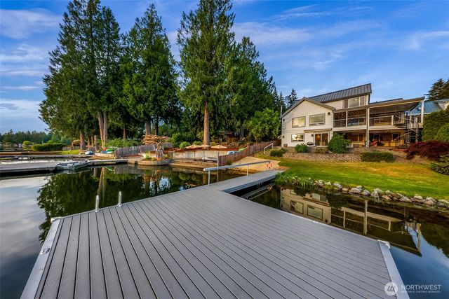 31259 E Lake Morton Drive SE, Kent, WA 98042