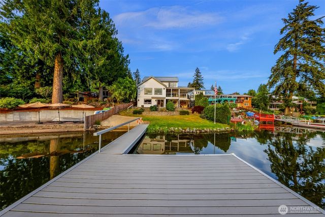 31259 E Lake Morton Drive SE, Kent, WA 98042
