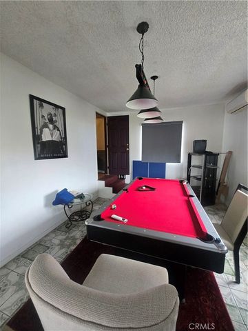 1901 W 77th, Los Angeles, CA 90047