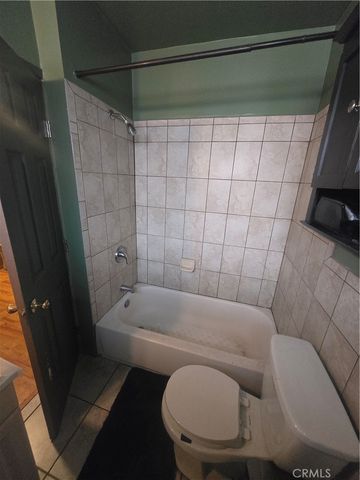 1901 W 77th, Los Angeles, CA 90047