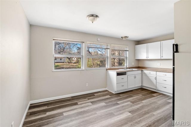 11039 Landseer Drive, St Louis, MO 63136