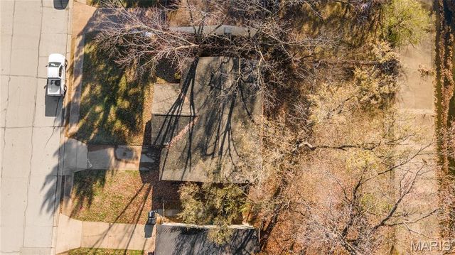 11039 Landseer Drive, St Louis, MO 63136