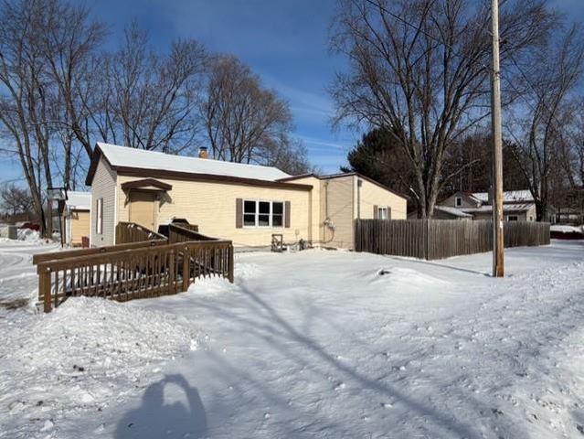 1616 HOWARD AVENUE, Stevens Point, WI 54481