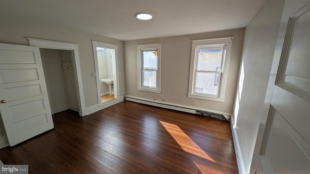 48 HILLCREST AVE, Trenton, NJ 08618