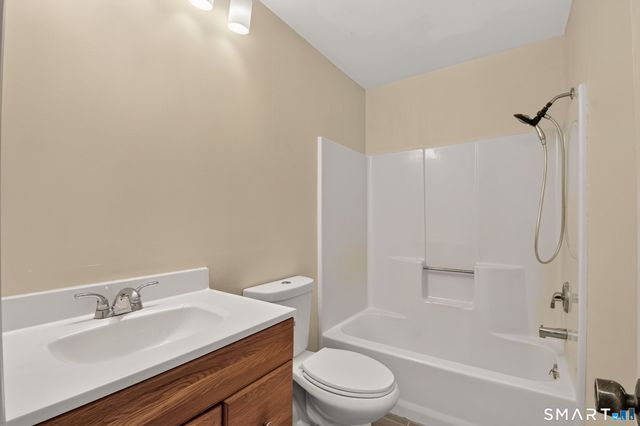 471 Whalley Avenue D, New Haven, CT 06511