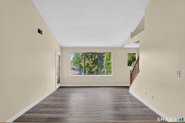 471 Whalley Avenue D, New Haven, CT 06511