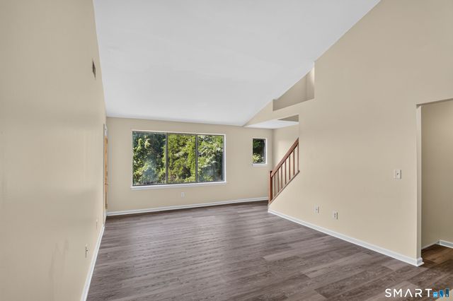 471 Whalley Avenue D, New Haven, CT 06511