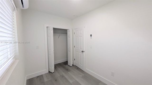 2071 NE 169th St, North Miami Beach, FL 33162