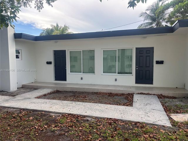 2071 NE 169th St, North Miami Beach, FL 33162