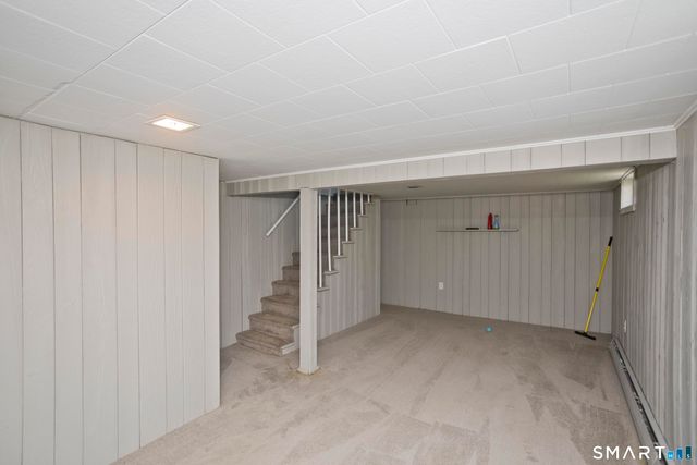 32 Indian Run, Enfield, CT 06082