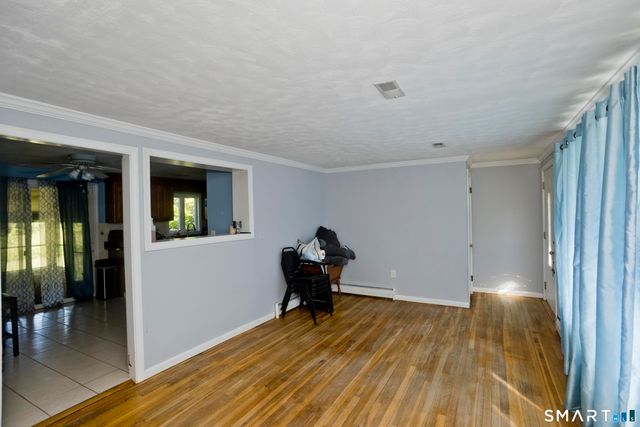32 Indian Run, Enfield, CT 06082