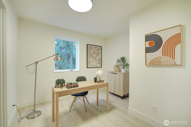 7912 34th Avenue SW, Seattle, WA 98126