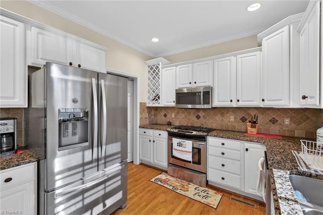 2516 Deer Rack Circle, Kernersville, NC 27284