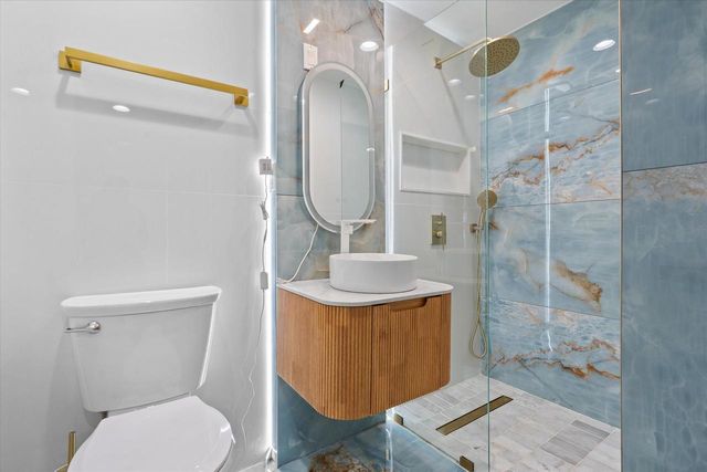 2715 S 14th STREET, Milwaukee, WI 53215