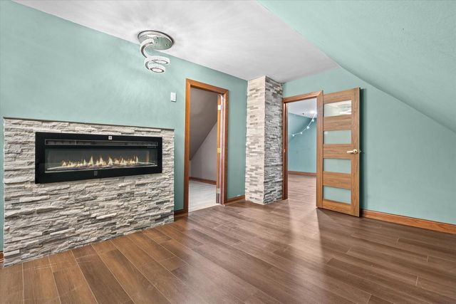 2715 S 14th STREET, Milwaukee, WI 53215