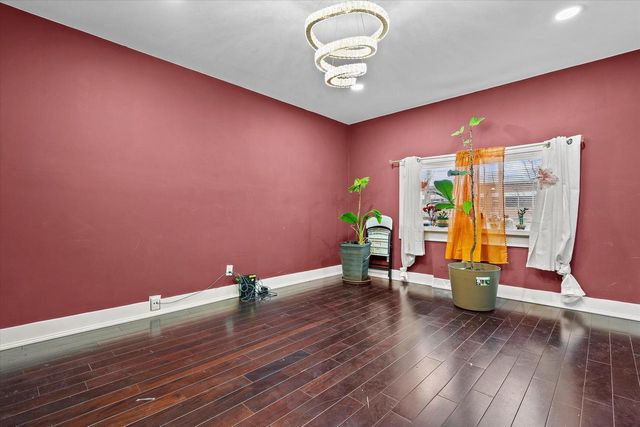 2715 S 14th STREET, Milwaukee, WI 53215