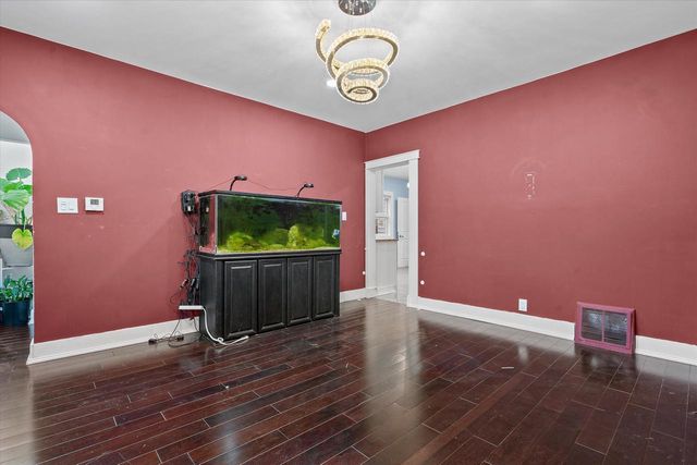 2715 S 14th STREET, Milwaukee, WI 53215