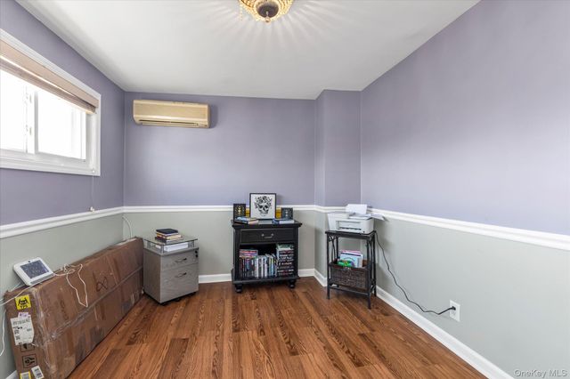 528 Carpenter Avenue, Oceanside, NY 11572