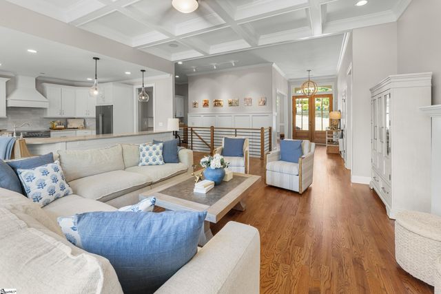 166 S Oak Pointe Drive, Seneca, SC 29672