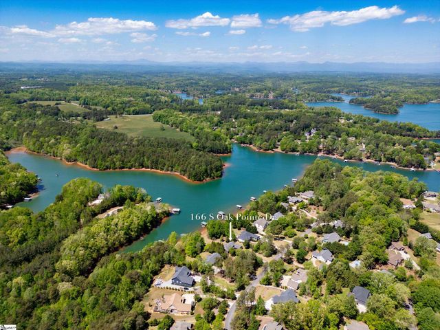 166 S Oak Pointe Drive, Seneca, SC 29672