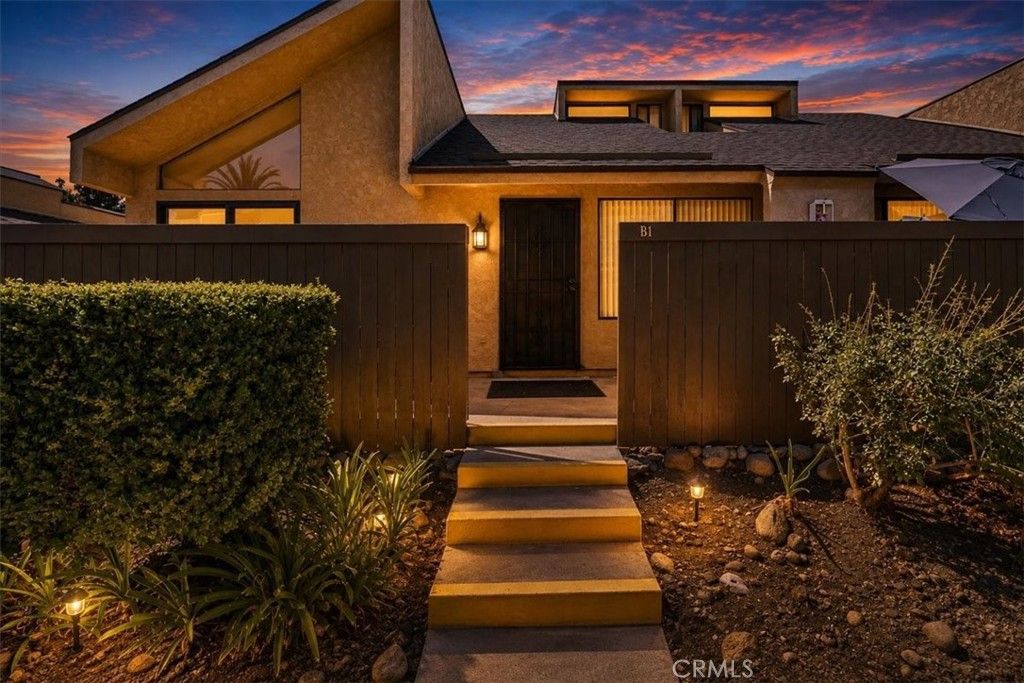 435 W 9th B1, Upland, CA 91786 — photo 2