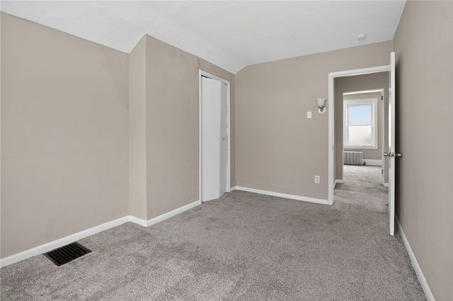 322 Mathews Ave, Knoxville, PA 15210