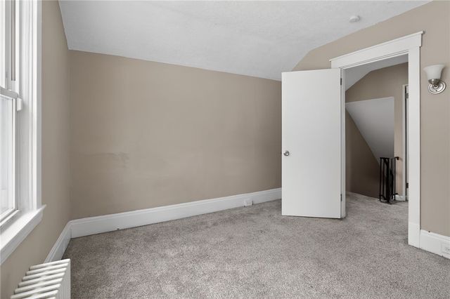 322 Mathews Ave, Knoxville, PA 15210