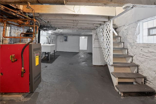 322 Mathews Ave, Knoxville, PA 15210