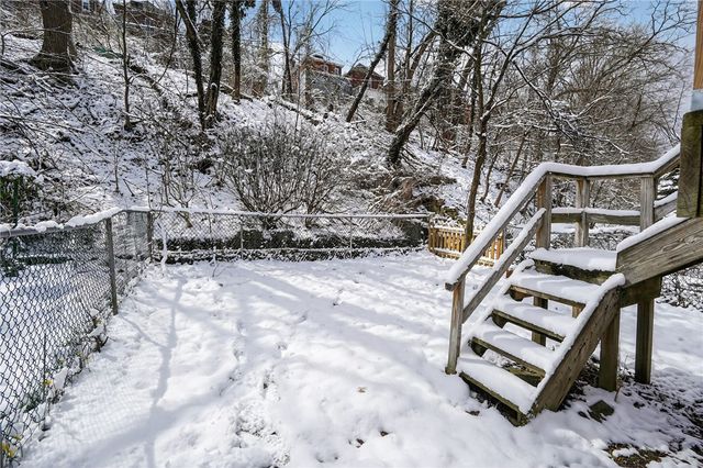 322 Mathews Ave, Knoxville, PA 15210