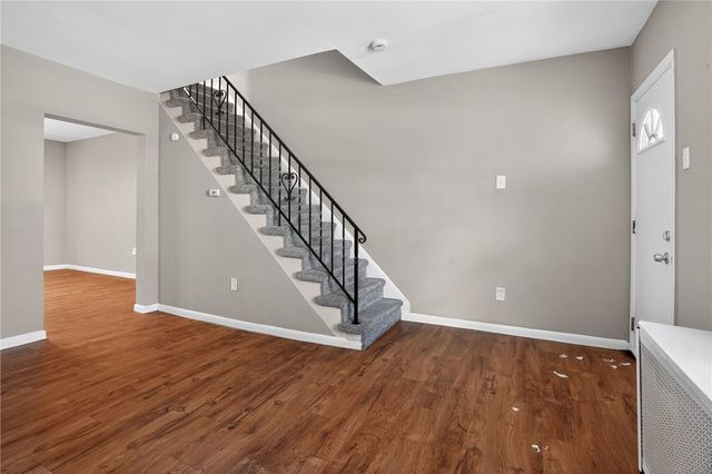 322 Mathews Ave, Knoxville, PA 15210