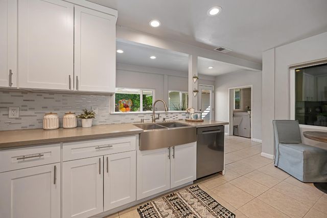 5515 Callister Ave, Sacramento, CA 95819