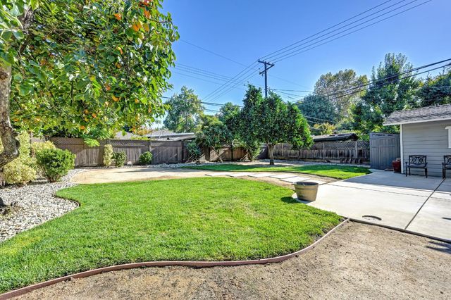 5515 Callister Ave, Sacramento, CA 95819