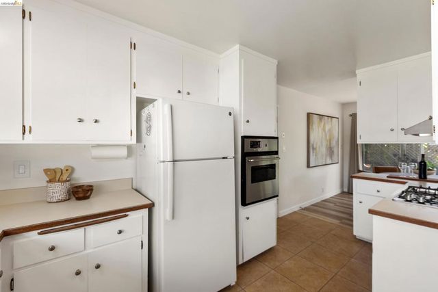 1799 LEFEBVRE WAY, Pinole, CA 94564