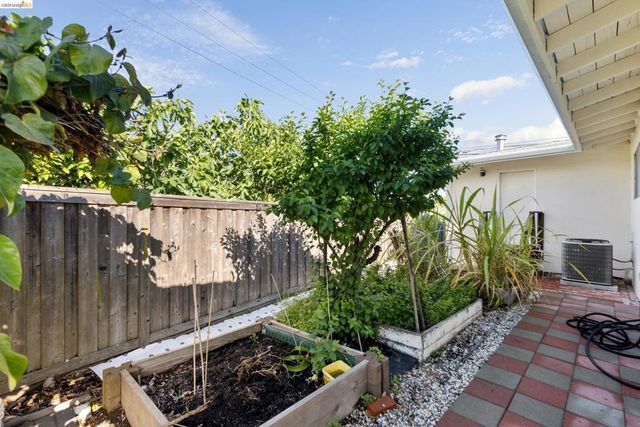 1799 LEFEBVRE WAY, Pinole, CA 94564