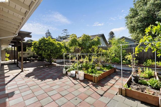 1799 LEFEBVRE WAY, Pinole, CA 94564