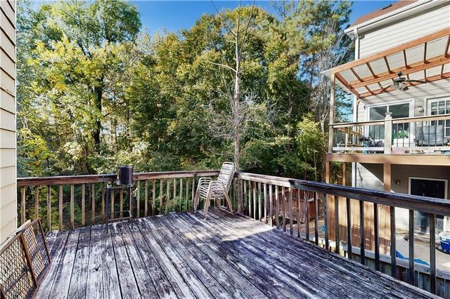 530 Oxford Crest Court, Lawrenceville, GA 30043