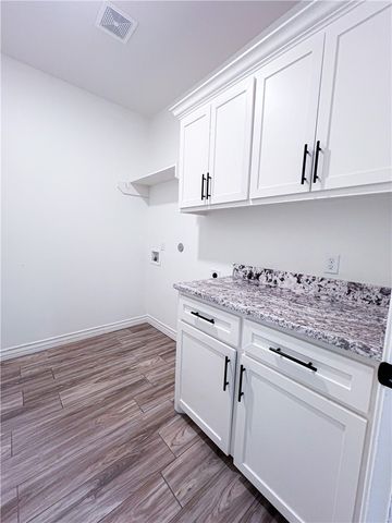 6026 Ventnor Pl, Corpus Christi, TX 78414