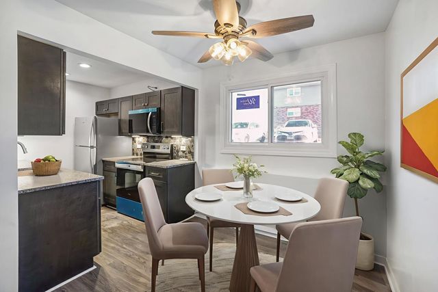 535 Pasadena Avenue 3, Crest Hill, IL 60403