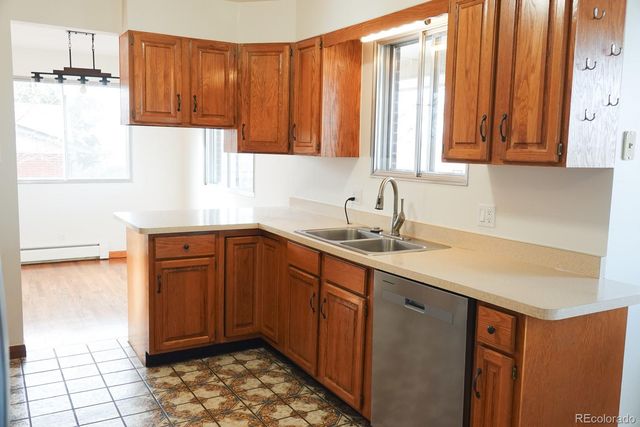 5790 W 51st Avenue, Denver, CO 80212