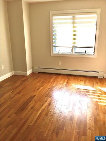 212 7th Street A, Palisades Park, NJ 07650