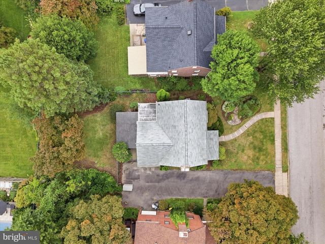 1629 RIDGEWAY RD, Havertown, PA 19083