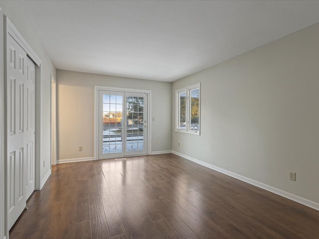 5226 Arbutus Road, Rockford, IL 61107