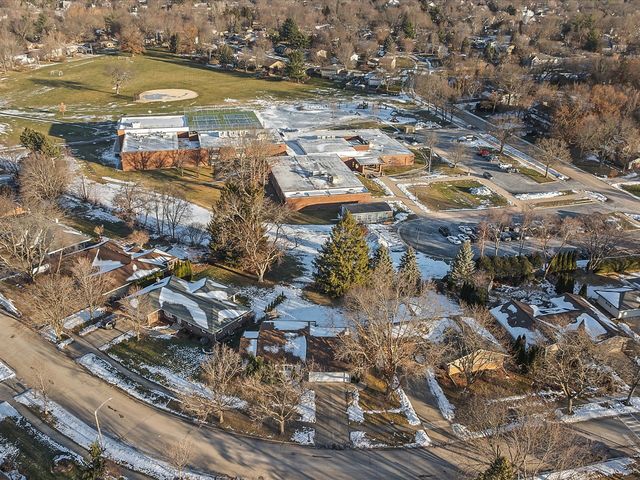 5226 Arbutus Road, Rockford, IL 61107