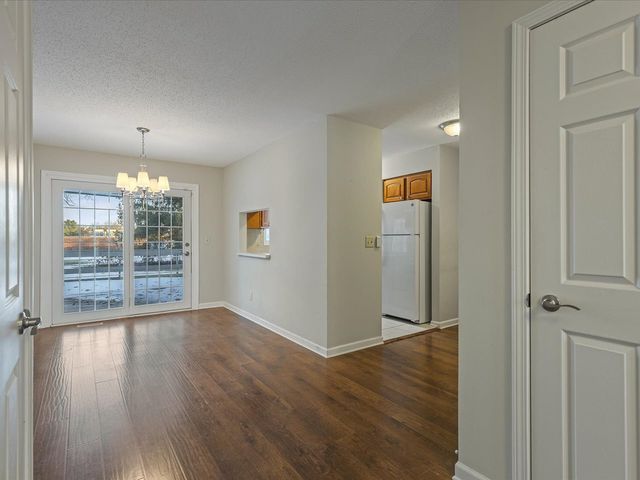 5226 Arbutus Road, Rockford, IL 61107