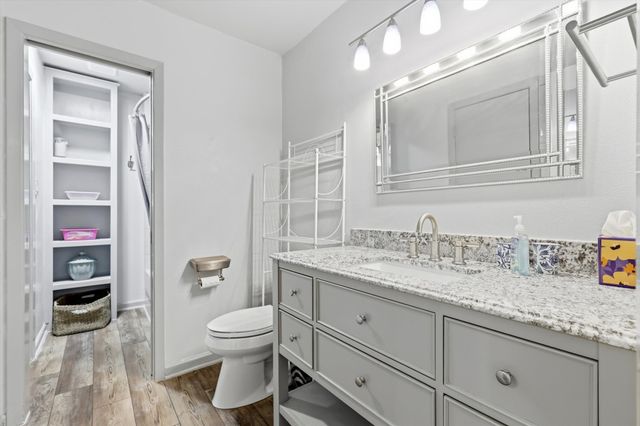 7736 Lone Moor Circle, Dallas, TX 75248